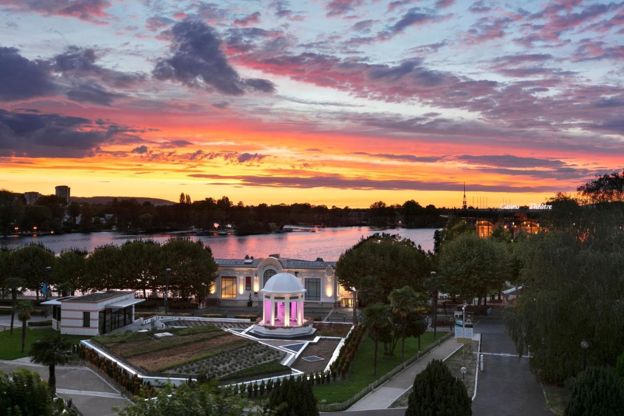 Hotel Barriere Le Grand Hotel Enghien-Les-Bains Exterior photo